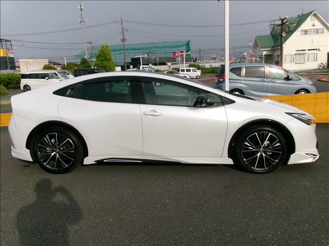 トヨタ プリウス ２．０ Ｚ R5年 (関東) 99