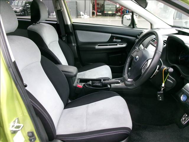 スバル インプレッサスポーツ　ハイブリッド ハイブリッド ２．０Ｉ ４ＷＤ H25年 (関東) 99