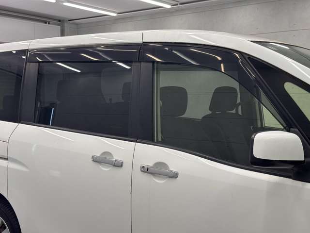 日産 セレナ ２．０ ２０Ｓ H25年 (近畿) 99