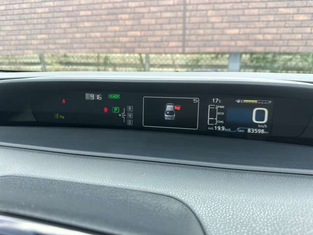 トヨタ プリウス １．８ Ｓ セーフティ プラス ツートーン H29年 (関東) 99