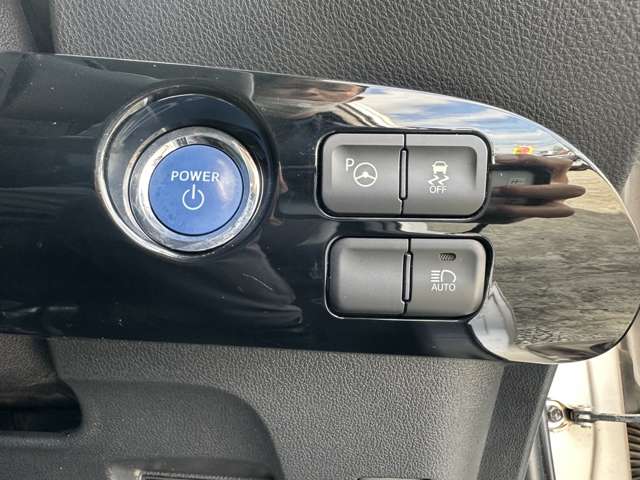 トヨタ プリウス １．８ Ｓ セーフティ プラス ツートーン H29年 (関東) 99