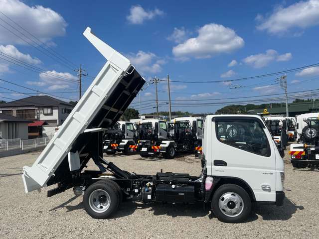 三菱フソウ キャンター ３．０ 強化ダンプ 全低床 ディーゼルターボ R7年 (関東) 99