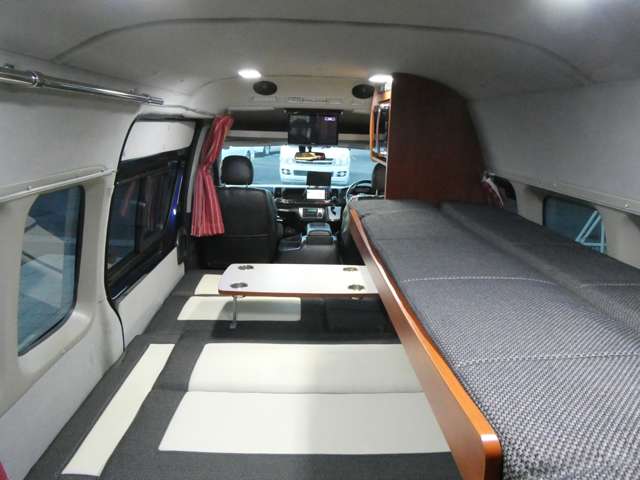 トヨタ ハイエースバン ナッツＲＶ R1年 (関東) 99