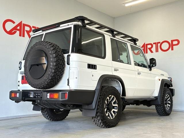 トヨタ ランドクルーザー７０ ２．８ ＡＸ ディーゼルターボ ４ＷＤ R6年 (中国) 99