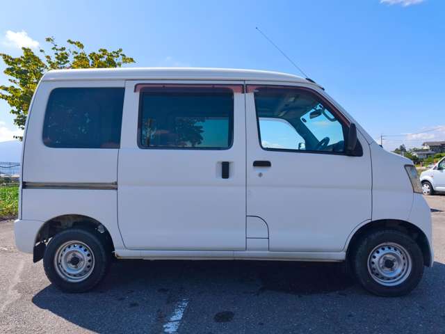 ダイハツ ハイゼットカーゴ ６６０ デラックス ハイルーフ ４ＷＤ H25年 () 99