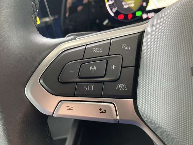 フォルクスワーゲン ゴルフ ｅＴＳＩ　アクティブ　プラチナム　エディション R5年 (東北) 99