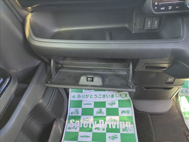 ホンダ Ｎ　ＢＯＸ カスタム ６６０ Ｌ R3年 (東北) 99