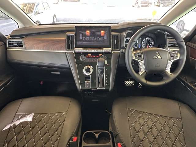 三菱 デリカ　Ｄ：５ ２．２ Ｐ ディーゼルターボ ４ＷＤ R7年 () 99