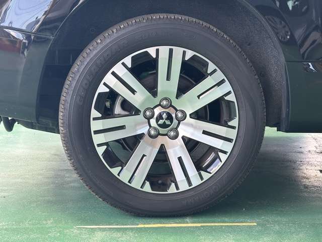 三菱 デリカ　Ｄ：５ ２．２ Ｐ ディーゼルターボ ４ＷＤ R7年 () 99