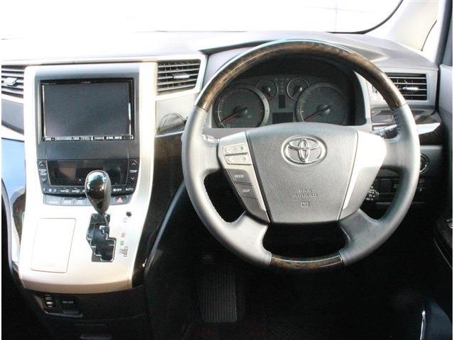 トヨタ ヴェルファイア ２．４ Ｚ ゴールデンアイズ ４ＷＤ H25年 (北海道) 99