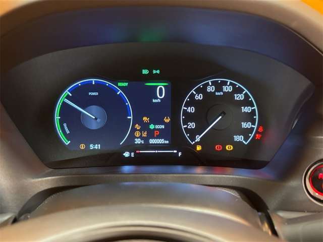 ホンダ ヴェゼル １．５ Ｅ：ＨＥＶ Ｚ R8年 (近畿) 99