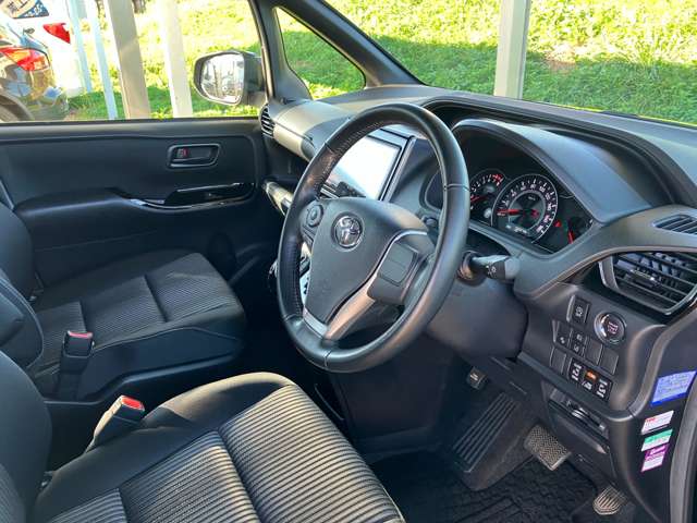 トヨタ ヴォクシー ２．０ ＺＳ ４ＷＤ H29年 (甲信越・北陸) 99