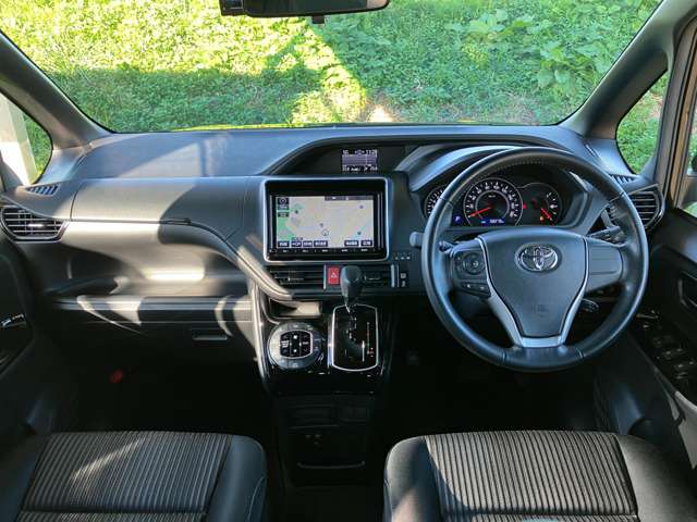 トヨタ ヴォクシー ２．０ ＺＳ ４ＷＤ H29年 (甲信越・北陸) 99
