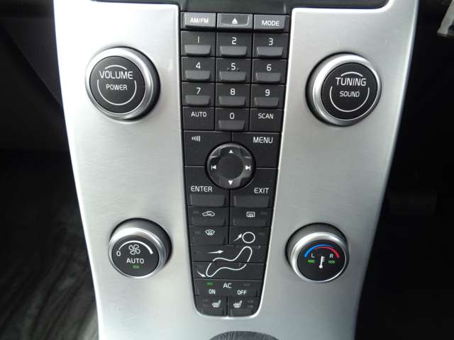 ボルボ Ｖ５０ ２．０ｅ　アクティブ　プラス H23年 (関東) 99