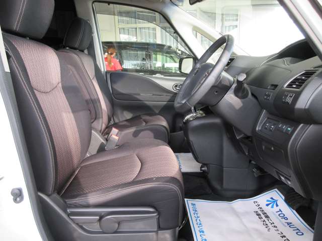 日産 セレナ ２．０ ハイウェイスター Ｓ－ＨＹＢＲＩＤ アドバンストセーフティ パッケージ H26年 (関東) 99