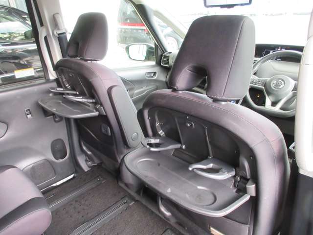 日産 セレナ １．２ Ｅ－ＰＯＷＥＲ ハイウェイスター Ｖ H30年 (関東) 99