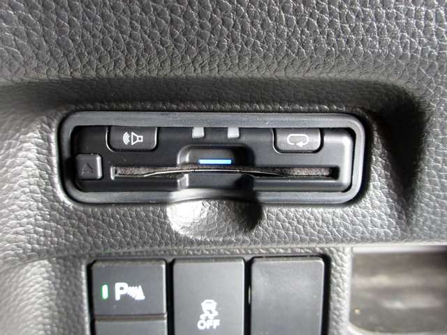 ホンダ Ｎ　ＢＯＸ カスタム ６６０ Ｌ R5年 (関東) 99