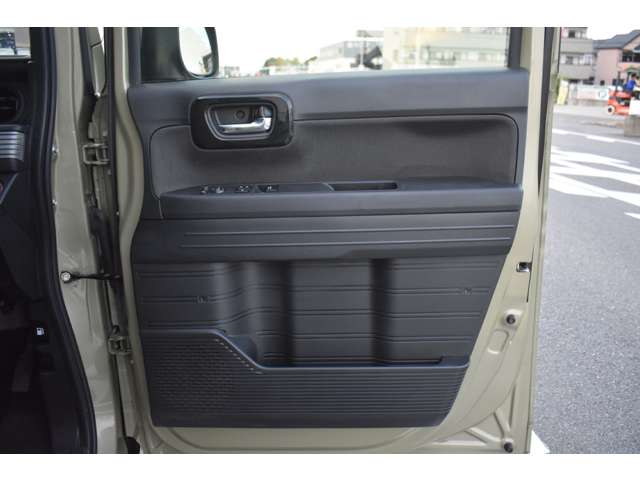 ホンダ Ｎ−ＶＡＮ ６６０ ＋スタイル ファン ４ＷＤ R1年 (近畿) 99