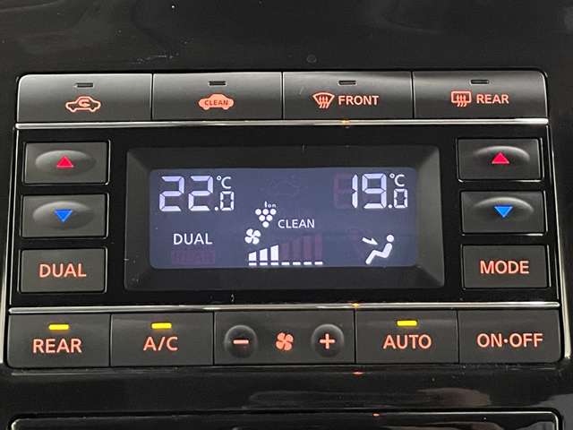 日産 エルグランド ２．５ ２５０ハイウェイスターＳ アーバンクロム R1年 () 99