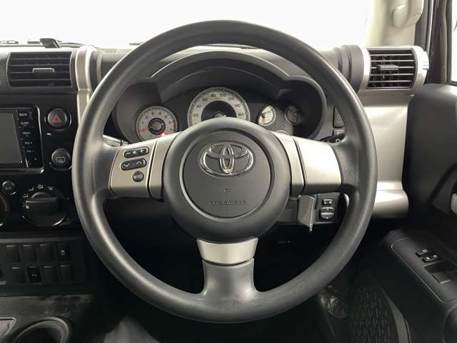 トヨタ ＦＪ　クルーザー ４．０ ４ＷＤ H27年 () 99