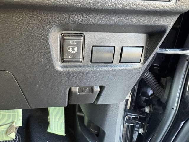 日産 ルークス ６６０ ハイウェイスターＸ R4年 (近畿) 99