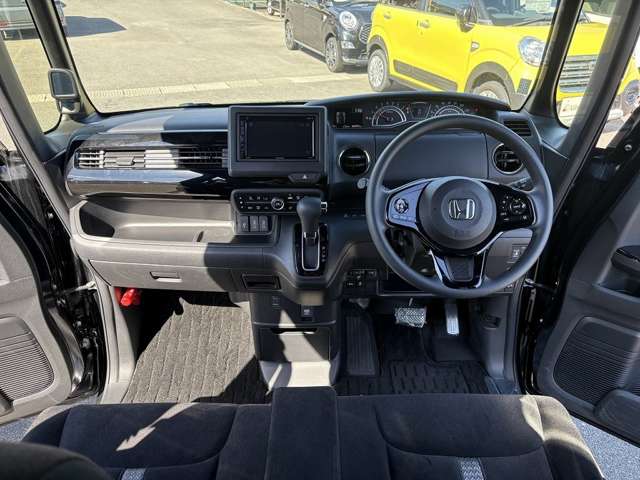 ホンダ Ｎ　ＢＯＸ カスタム ６６０ Ｌ R3年 (近畿) 99