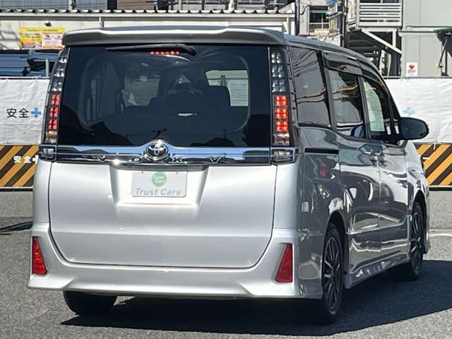トヨタ ヴォクシー ２．０ ＺＳ ウェルキャブ 助手席リフトアップシート車 H26年 (近畿) 99