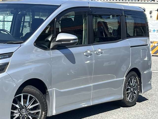 トヨタ ヴォクシー ２．０ ＺＳ ウェルキャブ 助手席リフトアップシート車 H26年 (近畿) 99