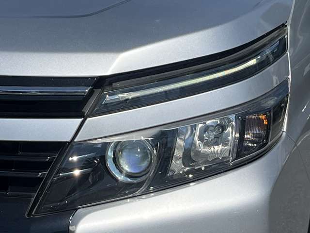 トヨタ ヴォクシー ２．０ ＺＳ ウェルキャブ 助手席リフトアップシート車 H26年 (近畿) 99
