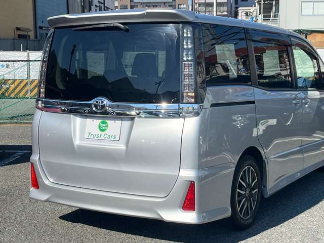 トヨタ ヴォクシー ２．０ ＺＳ ウェルキャブ 助手席リフトアップシート車 H26年 (近畿) 99