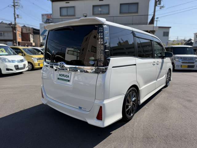 トヨタ ヴォクシー ２．０ ＺＳ H26年 (近畿) 99