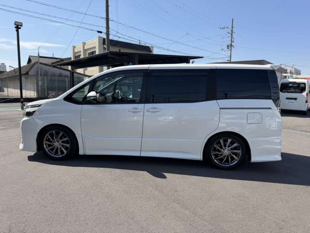トヨタ ヴォクシー ２．０ ＺＳ H26年 (近畿) 99