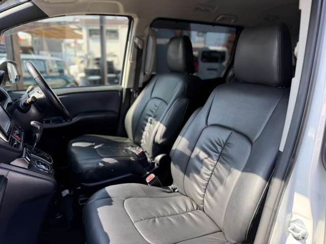 トヨタ ヴォクシー ２．０ ＺＳ H26年 (近畿) 99