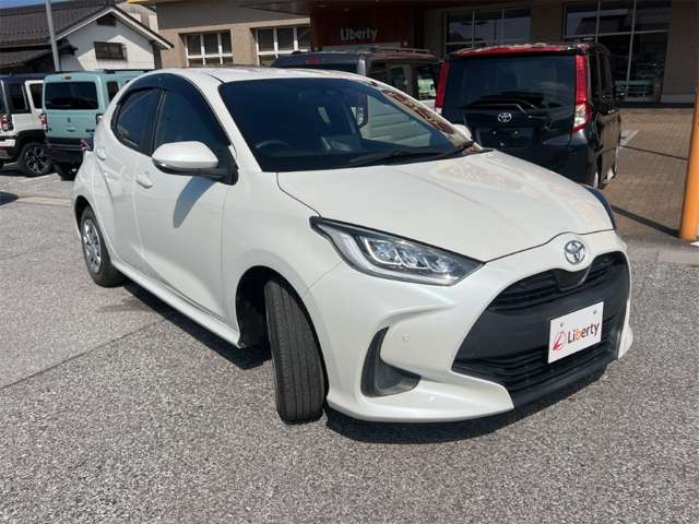 トヨタ ヤリス １．０ Ｇ R3年 (近畿) 99