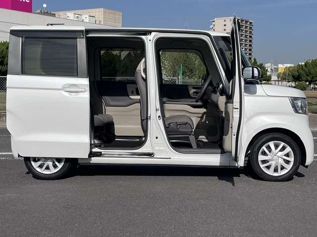ホンダ Ｎ　ＢＯＸ カスタム ６６０ Ｇ Ｌ ホンダセンシング R1年 (中国) 99