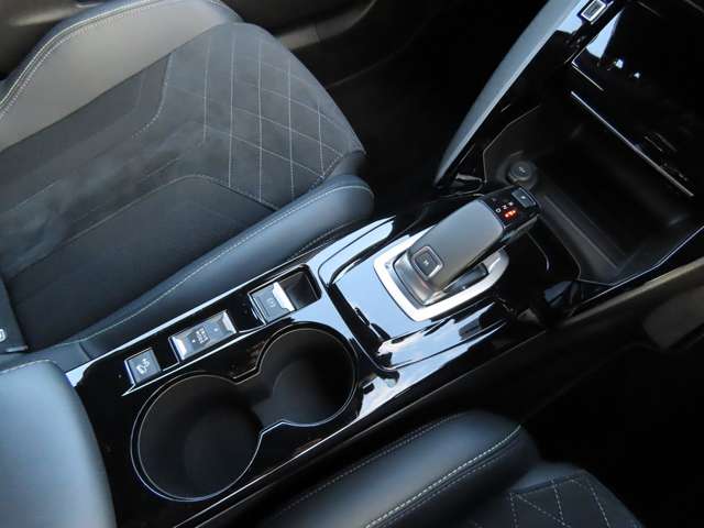 プジョー ＳＵＶ ２００８ ＧＴ R3年 (東海) 99