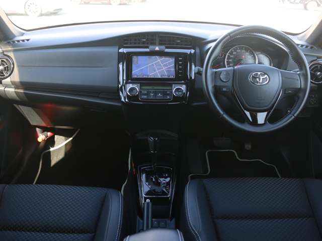 トヨタ カローラフィールダー １．８ Ｓ Ｗ×Ｂ H28年 (近畿) 99
