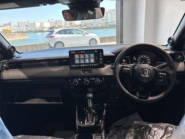 ホンダ ヴェゼル １．５ Ｅ：ＨＥＶ ＲＳ R8年 () 99