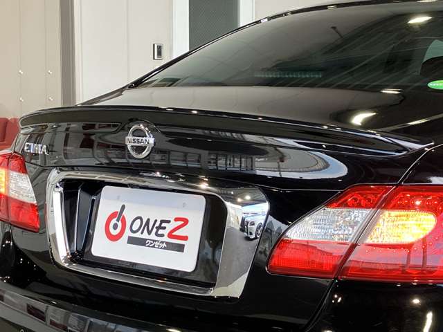 日産 シーマ　ハイブリッド ３．５ ＶＩＰ Ｇ H29年 (近畿) 99