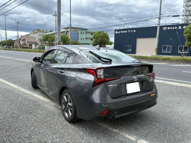 トヨタ プリウス １．８ Ｓ ツーリングセレクション R1年 (近畿) 99