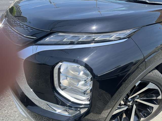 三菱 アウトランダーＰＨＥＶ ＰＨＥＶ ２．４ Ｇ ４ＷＤ R5年 (近畿) 99