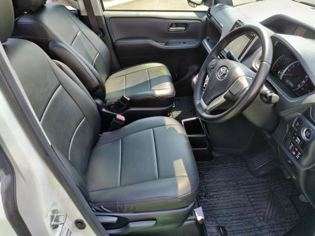 トヨタ ヴォクシー ２．０ ＺＳ H28年 (近畿) 99