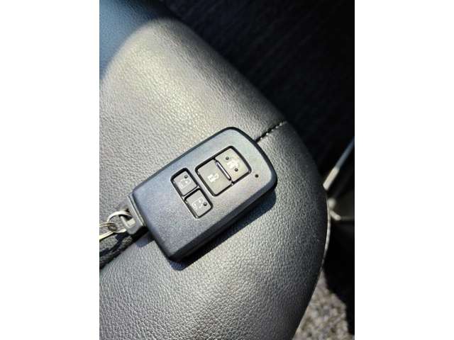 トヨタ ヴォクシー ２．０ ＺＳ H28年 (近畿) 99