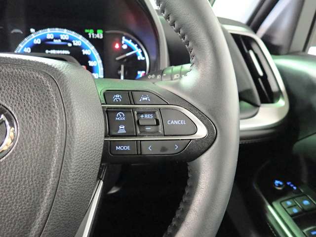 トヨタ ノア １．８ ハイブリッド Ｓ－Ｚ R6年 () 99