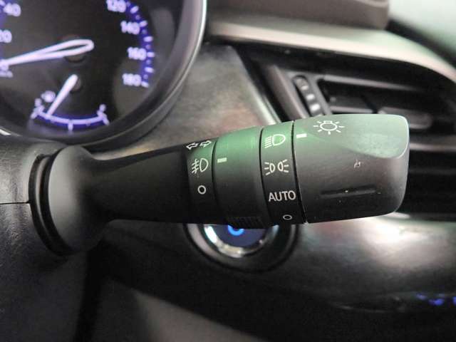 トヨタ Ｃ−ＨＲ ハイブリッド １．８ Ｇ H30年 () 99