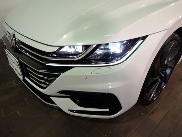 フォルクスワーゲン アルテオン ＴＳＩ ４モーション Ｒライン アドバンス ４ＷＤ R2年 (近畿) 99