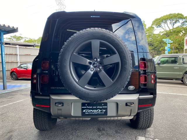 ランドローバー ディフェンダー １１０ Ｘダイナミック ＨＳＥ ３．０Ｌ Ｄ３００ ディーゼルターボ ４ＷＤ R5年 (九州・沖縄) 99