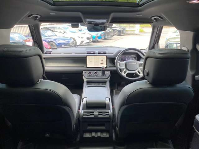 ランドローバー ディフェンダー １１０ Ｘダイナミック ＨＳＥ ３．０Ｌ Ｄ３００ ディーゼルターボ ４ＷＤ R5年 (九州・沖縄) 99