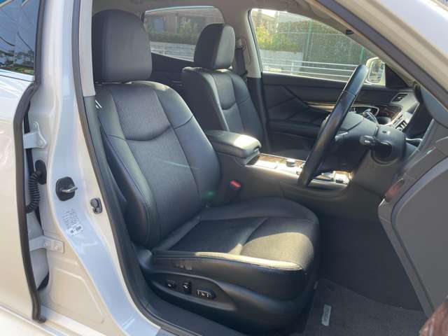 日産 フーガ ３．７ ３７０ＧＴ H21年 (関東) 99