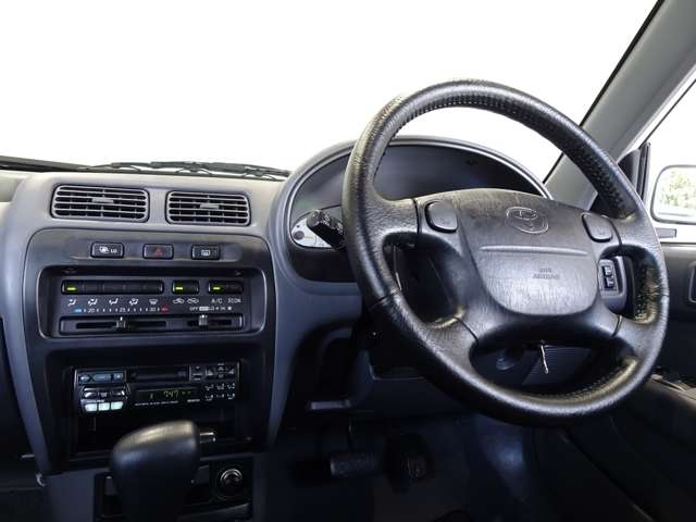 トヨタ スターレット １．３ グランツァＶ H9年 (関東) 99